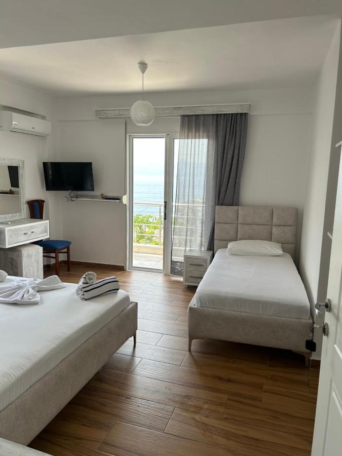 Eri Rooms Sarandë エクステリア 写真