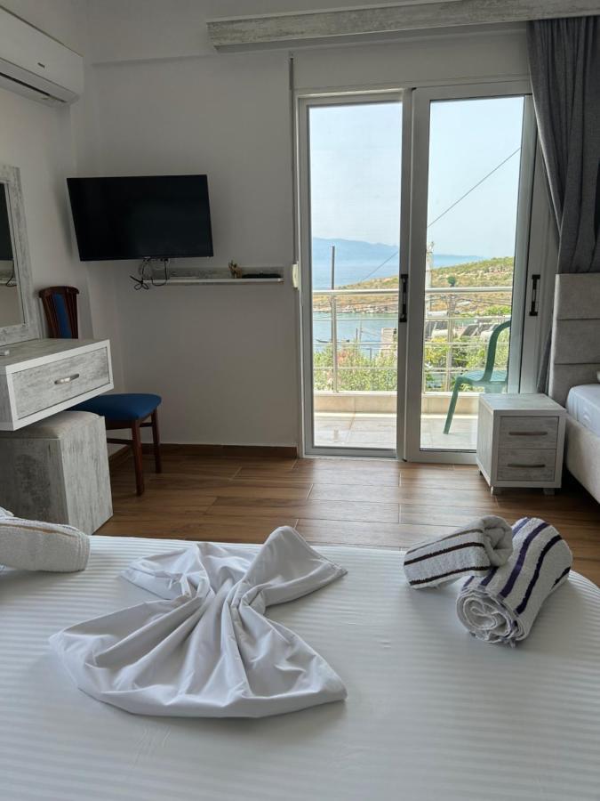 Eri Rooms Sarandë エクステリア 写真