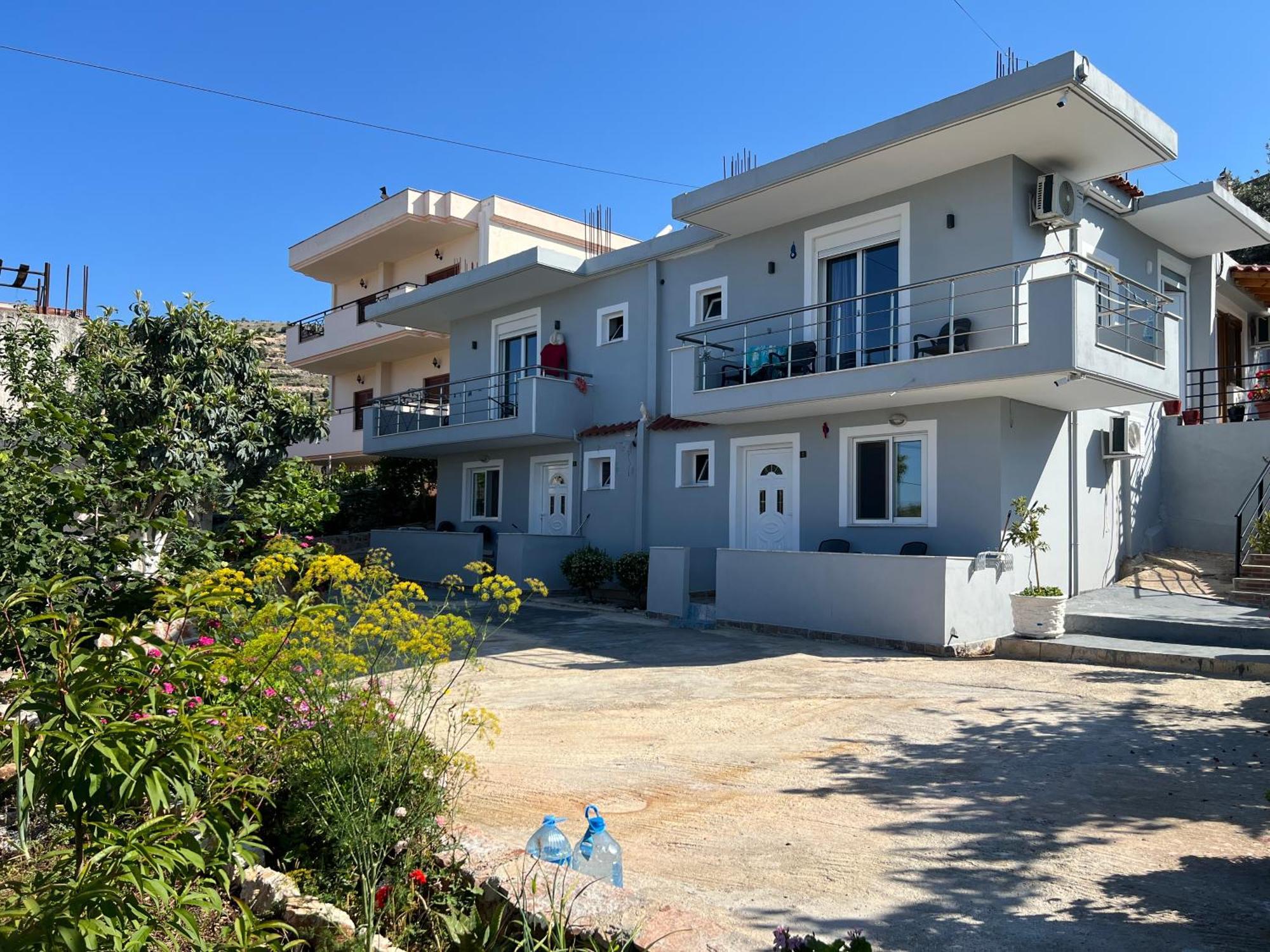 Eri Rooms Sarandë エクステリア 写真