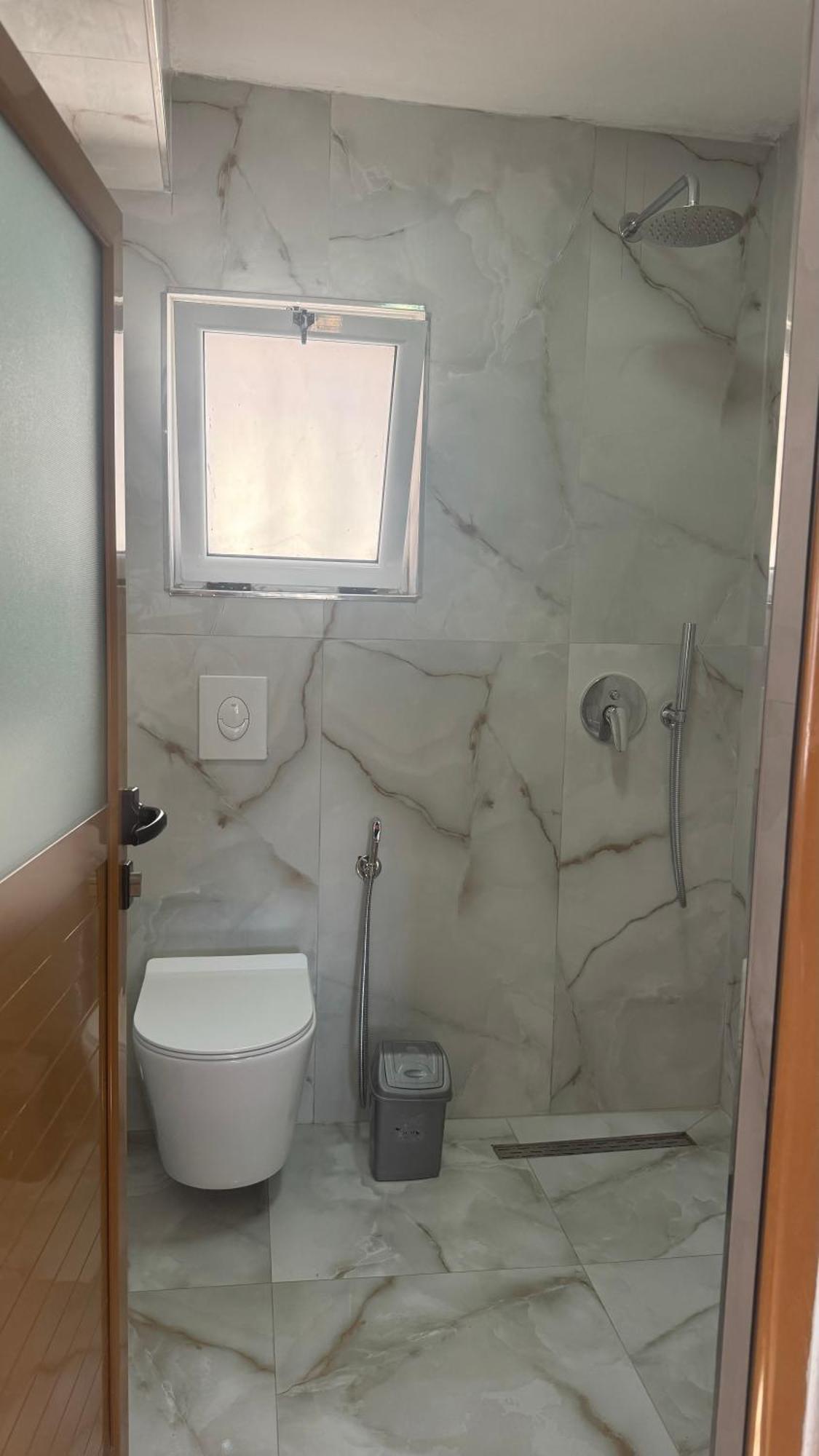 Eri Rooms Sarandë エクステリア 写真